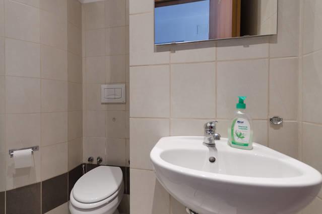 Hostel Castello Maggiore Rome Exterior photo